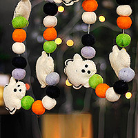 Wool felt garland, 'Spooky Sweetness' - Halloween-Themed Wool Felt Garland with Ghost Motifs