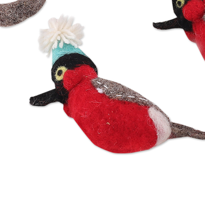 Adornos de fieltro de lana (juego de 6) - Juego de 6 adornos de pájaro rojo de fieltro de lana hechos a mano en la India