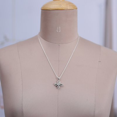Collar colgante de plata esterlina - Collar clásico con colgante Dorje de plata de ley de la India