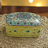 Deko-Box aus Holz, „Floral Majesty“ – Handbemalte Deko-Box aus Pappmaché auf Holz aus Indien