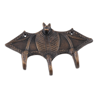 Llavero de latón - Llavero de latón bañado en cobre con forma de murciélago, procedente de la India