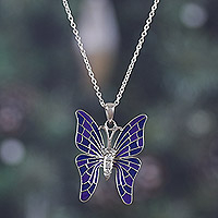 Collar colgante de plata de ley, 'Colores mágicos de la mariposa' - Collar colgante de mariposa de plata de ley azul pintado a mano