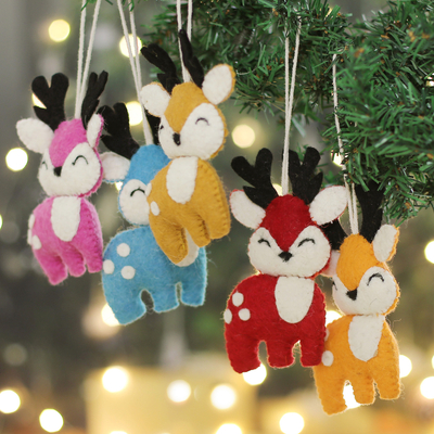 Wool felt ornaments, 'Adorable Reindeer' (set of 5) - Set of 5 Handcrafted Wool Felt Reindeer Ornaments from India
