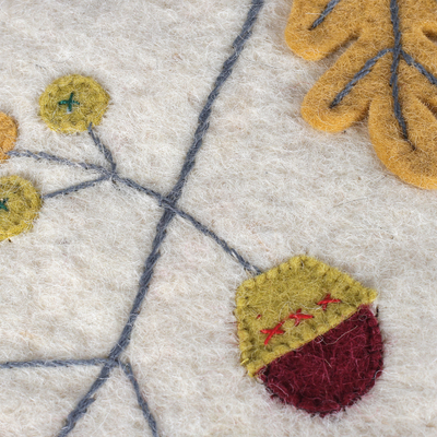 Media navideña de fieltro de lana con apliques - Calcetín navideño de hoja y bellota de fieltro de lana hecho a mano