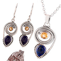 Set de regalo seleccionado, 'Wondrous Coil' - Set de regalo seleccionado con pendientes de collar de citrino lapislázuli