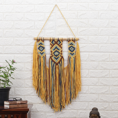 Wandbehang aus Baumwolle, „Sommerwasserfall“ – handgewebter Wandbehang aus gelber und blauer Baumwolle aus Indien