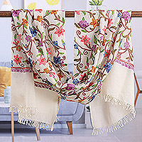 Chal de lana, 'Morning Splendor' - Chal de lana con bordado floral de rayón en tono marfil