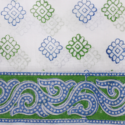 Baumwollschal mit Blockdruck, „Spring Gala“ – handgefertigter Baumwollschal mit Blockdruck und Blumenmuster in Blau und Grün