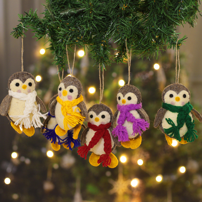 Wollfilz-Ornamente, (6er-Set) - Set mit 6 handgefertigten weihnachtlichen Pinguin-Ornamenten aus Wollfilz