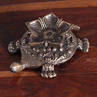 Brass sculpture, 'Floral Guidance' - Floral Turtle-Shaped Antiqued Brass Sculpture from India