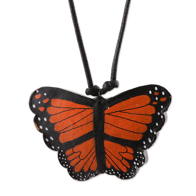 Collar colgante de cerámica - Collar con colgante de cerámica en forma de mariposa monarca de la India