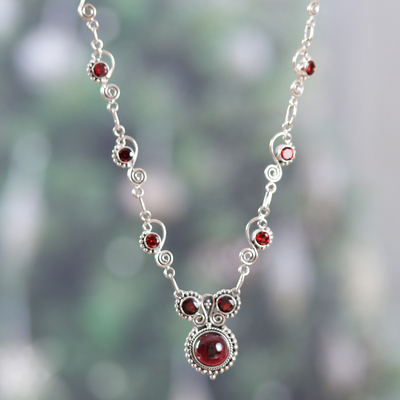 Garnet pendant necklace, 'Passionate Magic' - Traditional 4-Carat Natural Garnet Pendant Necklace