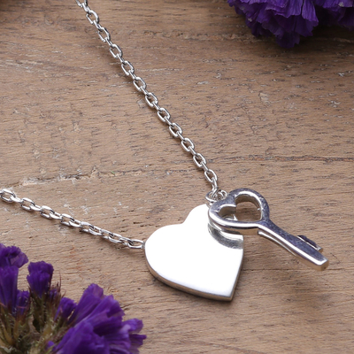 Collar colgante de plata esterlina - Collar con colgante de plata de ley en forma de corazón y llave