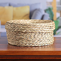 Cesta de fibra natural, 'Minimalismo rural' - Cesta de fibra de hierba Sabai natural redonda minimalista tejida a mano