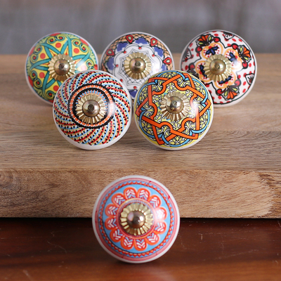 Pomos de cerámica (juego de 6) - 6 perillas de cerámica pintadas a mano con detalles de estilo marroquí