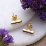 Gold-plated clear quartz stud earrings, 'Victorious Bliss' - 18k Gold-Plated Rectangular Clear Quartz Stud Earrings