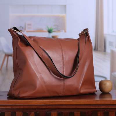 Leather shoulder bag, 'Chocolate Gracefulness' - 100% Chocolate Leather Zippered Adjustable Shoulder Bag