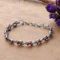 Garnet link bracelet, 'Passionate Vine' - Rhodium-Plated Sterling Silver Bracelet with 11-Carat Garnet