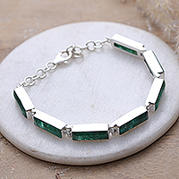 Beryl link bracelet, 'Fascinating Emerald' - Modern Green Beryl Sterling Silver Link Bracelet from India