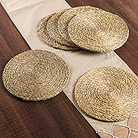 Natural fiber placemats, 'Natural Feast' (set of 6) - Handwoven Round Beige Sabai Grass Fiber 6-Piece Placemat Set