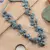 Collar de hilo de estación hecho a mano - Collar de hilo de la estación de algodón de fabricación artesanal en azul azul