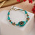 Brazalete de cuentas de resina y latón - Brazalete de colgante de resina de latón y resina turquesa