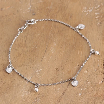 Cultured pearl charm bracelet, 'Pearls of Romance' - Romantic Heart-Themed Cream Cultured Pearl Charm Bracelet