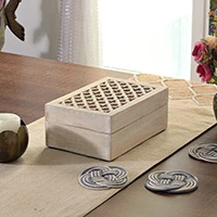 Mango wood box, 'Lattice Secrets' (small) - Artisan-Made Trellis-Patterned Small-Sized Mango Wood Box