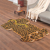 Chain-stitched wool area rug, 'Regal Tiger' - Tiger-Shaped Chain-Stitched Handcrafted Wool Area Rug