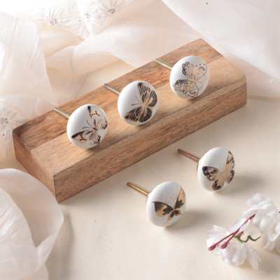 Ceramic knobs, 'Butterfly Virtue' (set of 5) - Golden Butterfly-Themed 5-Piece Ceramic Knob Set in White