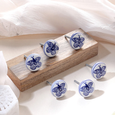 Ceramic knobs, 'Butterfly Eternity' (set of 6) - Butterfly-Themed 6-Piece White and Blue Ceramic Knob Set