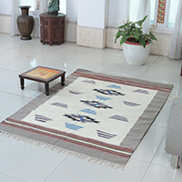 Wool dhurrie rug, 'Misty Kaleidoscope' (4x6) - Folk Art-Inspired Wool Dhurrie Rug in Grey and Ivory (4x6)