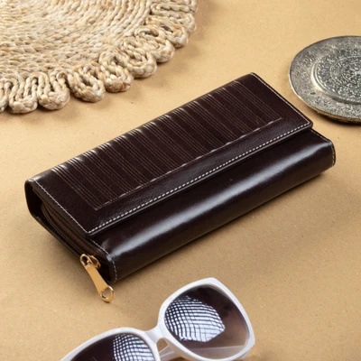 Leather wallet, 'Timeless Brown' - Espresso-Hued Leather Wallet with Textured Embossed Accents