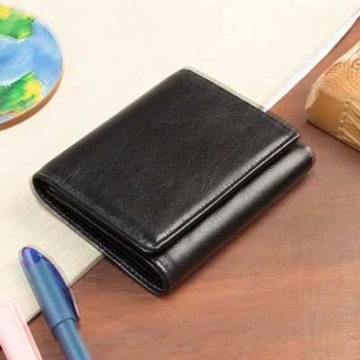 Leather wallet, 'Vintage Onyx' - Vintage Onyx Black Leather Wallet with a Tri-Fold Design