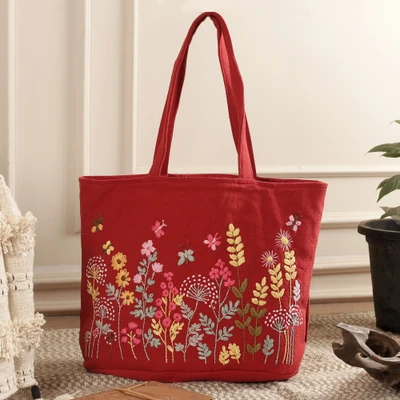 Embroidered cotton tote bag, 'Strawberry Meadows' - Spring-Themed Embroidered Cotton Tote Bag in Strawberry Red