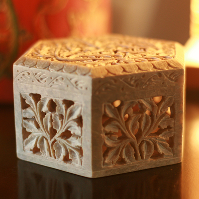 Soapstone jewelry box, 'White Jasmine' - Handcrafted Jali Soapstone Jewelry Box