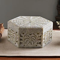 Soapstone jewelry box, Wings