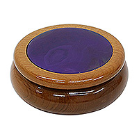 Lilac agate and cedar jewelry box, 'Amazon Lily' - Artisan Crafted Agate Jewelry Box