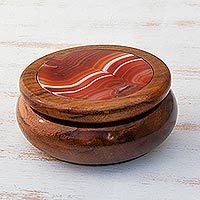 Agate and cedar jewelry box, 'Amazon Sun' - Handcrafted Cedar Jewelry Box