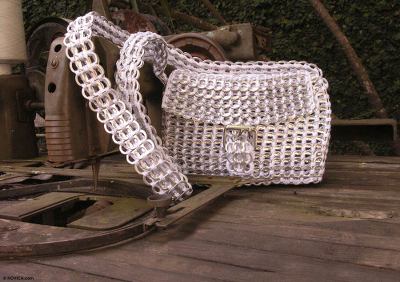 Soda pop-top shoulder bag, 'Silver Success' - Fair Trade Recycled Aluminum Shoulder Bag