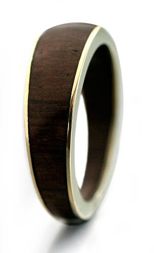 Gold band ring, 'Encounter with Nature' - Brazilian Gold and Wood Band Ring