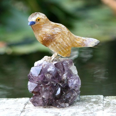 Estatuilla de fluorita y amatista. - Escultura de pájaro de plata esterlina hecha a mano con piedras preciosas