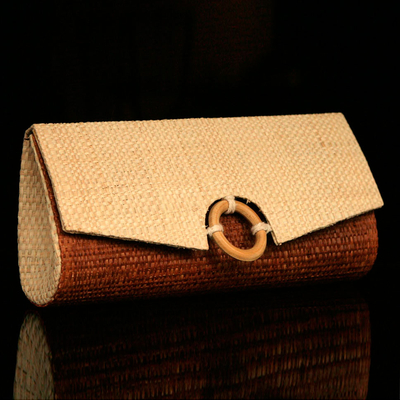 Buriti palm clutch handbag, 'Jussara' -  Palm Leaf Clutch from Brazil