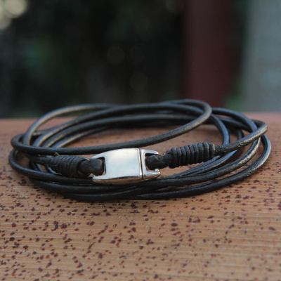 Men's leather wrap bracelet, 'Amazon Warrior in Black' - Men's Leather Wrap Bracelet with Stainless Steel Clasp