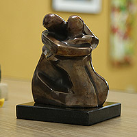 Escultura de bronce, 'Encuentro de barrido' - Amantes abstractos Escultura de bronce sobre granito