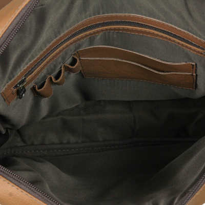 Herren-Umhängetasche aus Leder - Leder-Umhängetasche mit mehreren Taschen aus Brasilien