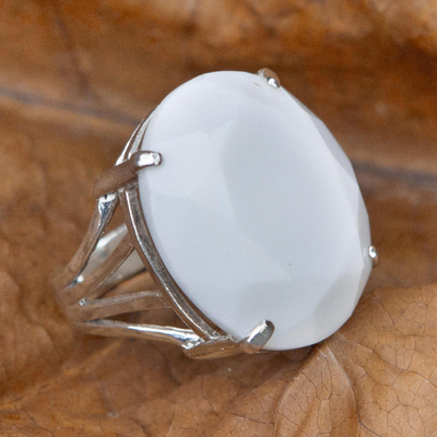 Agate cocktail ring, Oval Facets