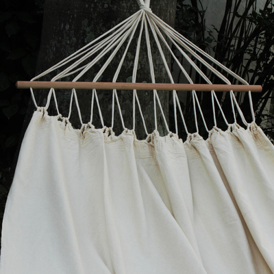 Cotton hammock, 'Cornsilk Comfort' (single) - Woven Cotton Hammock in Cornsilk (Single) from Brazil