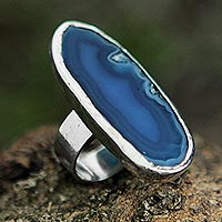 Agate cocktail ring, 'Sea Blue Mystique' - Blue Agate on Sterling Silver Cocktail Ring from Brazil