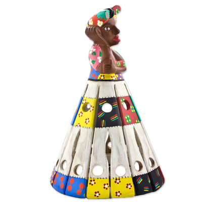 Deko-Puppe aus Holz, „Joaquina“ – Kunsthandwerklich gefertigte, farbenfrohe Deko-Holzpuppe aus Brasilien